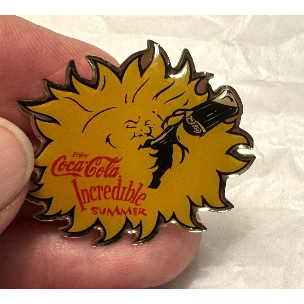 Vintage 1997 Coca-Cola Incredible Summer Coke Retro Promo Pin Pinback Retro
